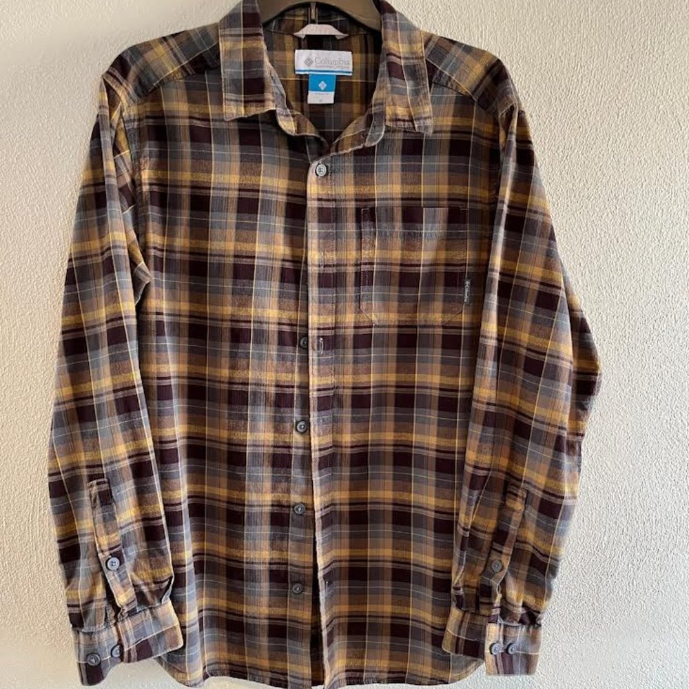 Men's Columbia shirt. Size M. Brown/bluegray